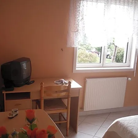 Domaine De La Pendule 3* Issel